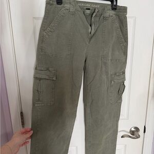 American Eagle Outfitters women’s Olive Green Cargo Pants